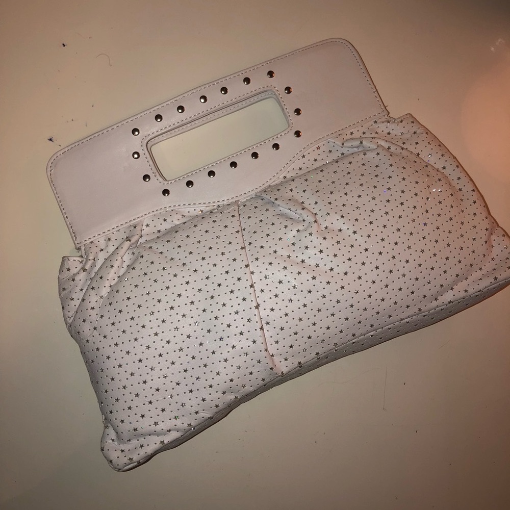 White vintage clutch with glitter stars 🤩